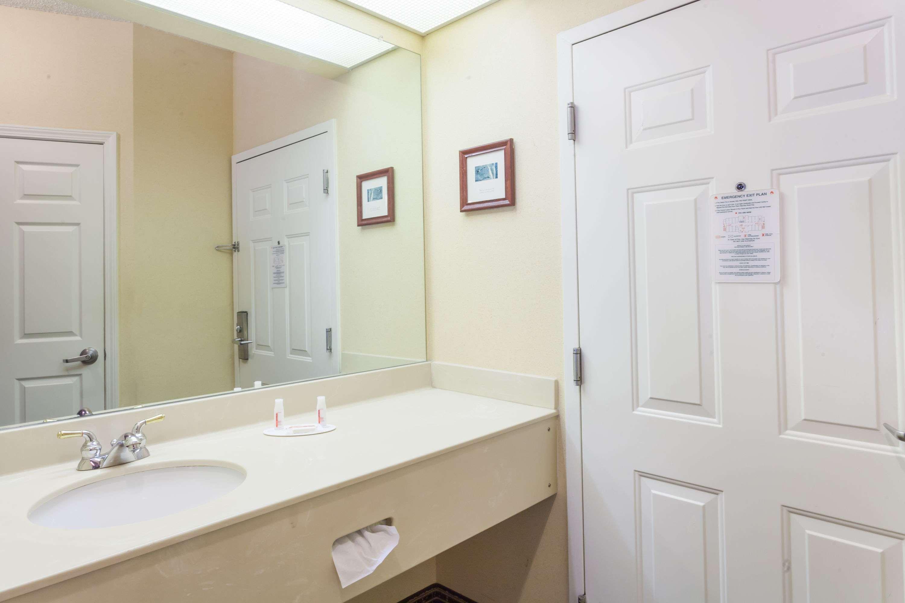 Baymont By Wyndham Columbia Maury Hotel Ngoại thất bức ảnh