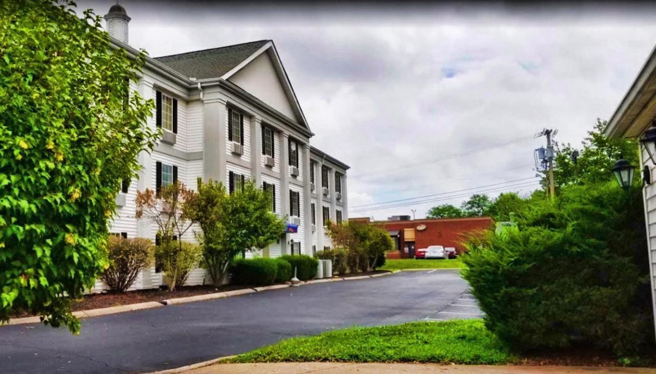 Baymont By Wyndham Columbia Maury Hotel Ngoại thất bức ảnh